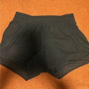 Athleta mesh racer run shorts 4 inch